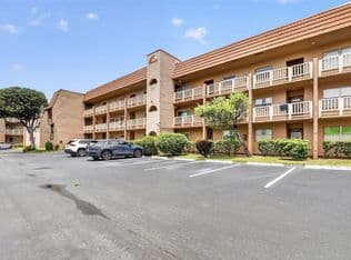 2+1 Condo — 9721 Sunrise Lakes Blvd APT 102, Sunrise, 33322