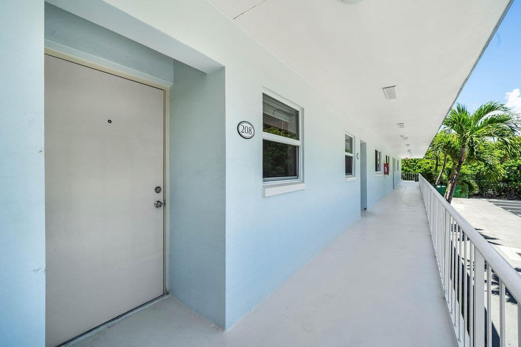 2-bedroom Condo — 207 Tropic Isle Drive #208