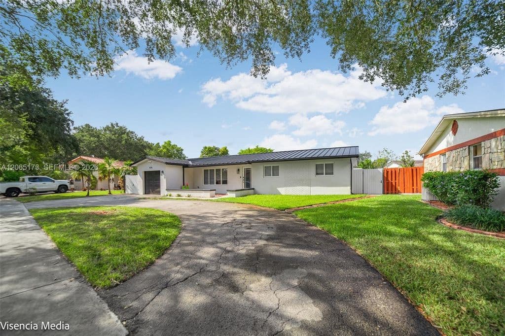 3+1 Müstakil ev — 10316 SW 50th St