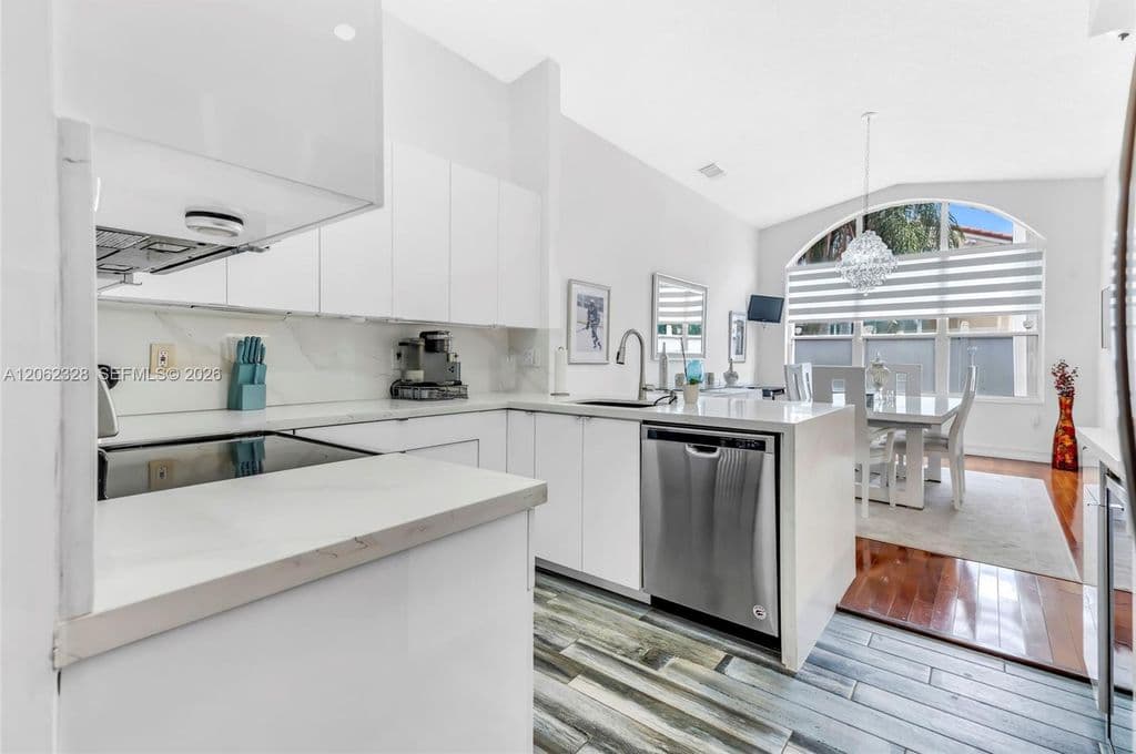 4-bedroom Single-Family Home — 17513 NW 10th St