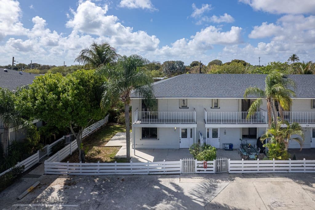 2+1 Mülk — 324 W Pine Street #11
