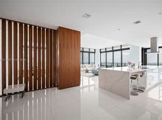 4+1 Condo — 88 SW 7th St #Penthouse 4301, Miami, 33130