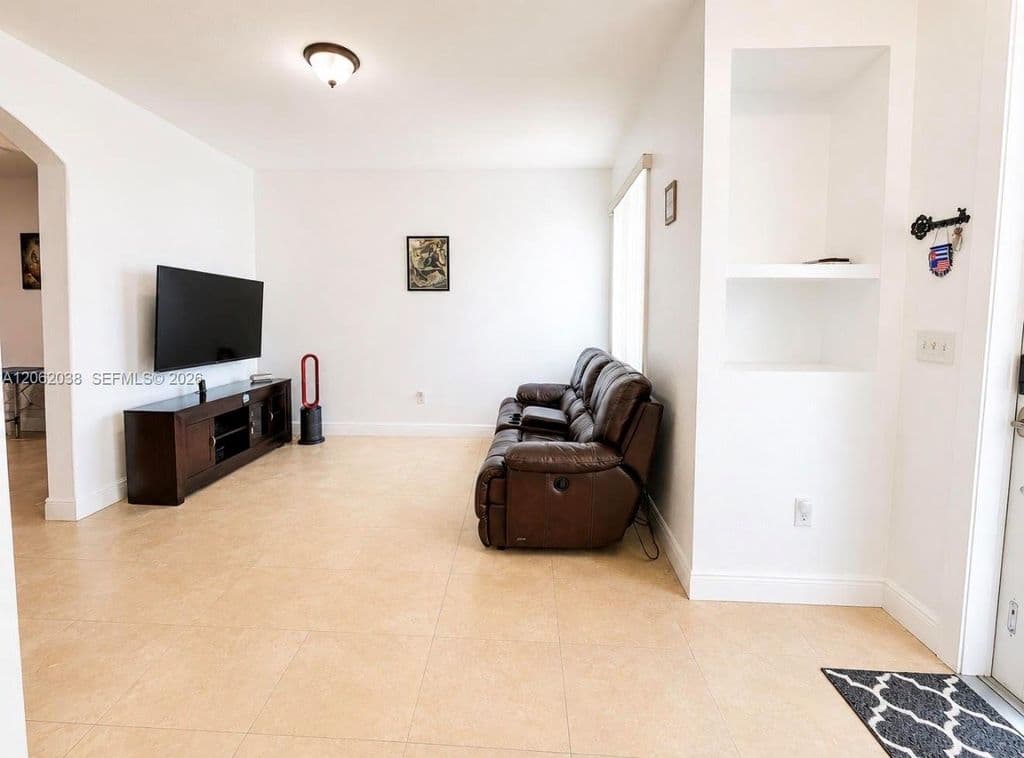 4-bedroom Single-Family Home — 24044 SW 109th Path