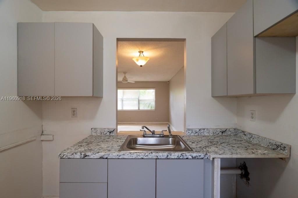 2-bedroom Condo — 550 SE 2nd Ave APT G25