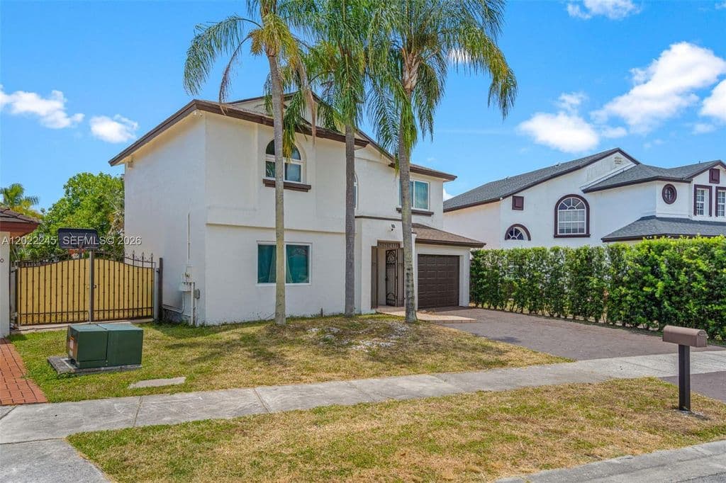 4-bedroom Single-Family Home — 15530 SW 59th St