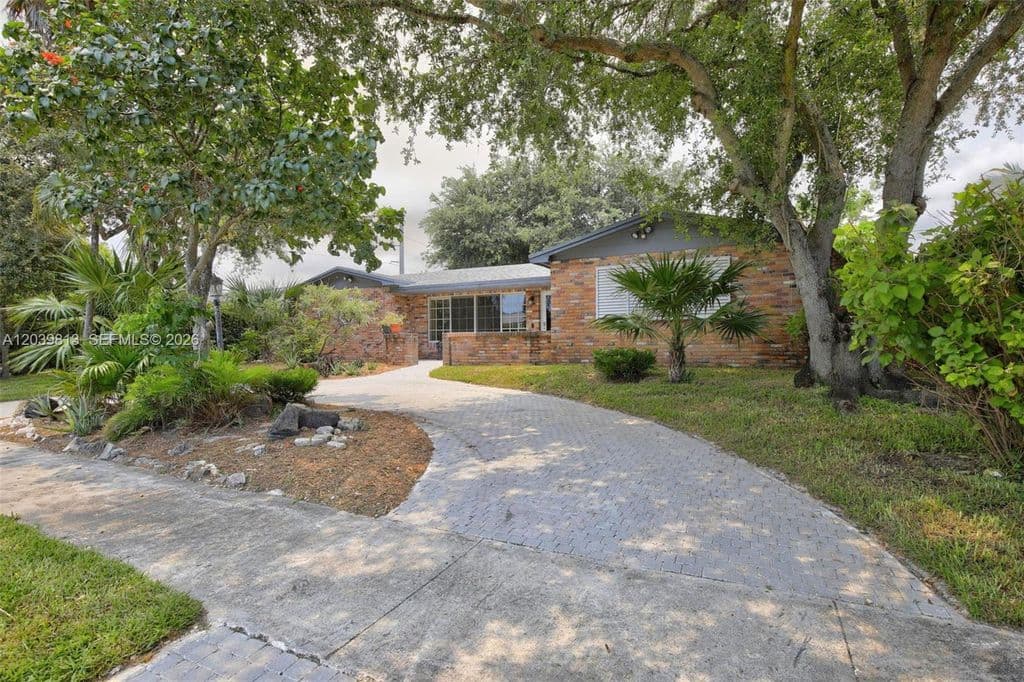 3-bedroom Single-Family Home — 5511 Taylor St