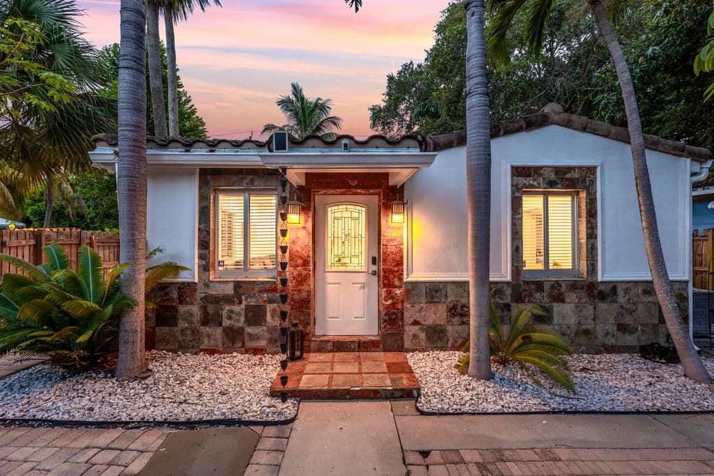 3-bedroom Single-Family Home — 1521 SW 4th Avenue