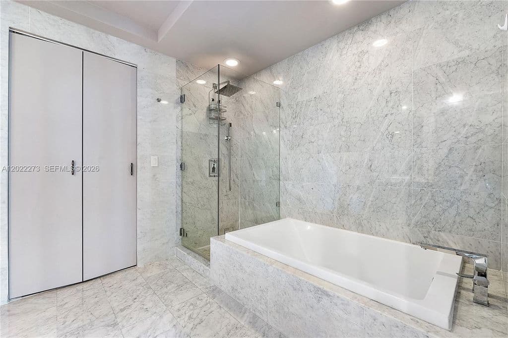 3-bedroom Condo — 801 S Miami Ave Unit 1004