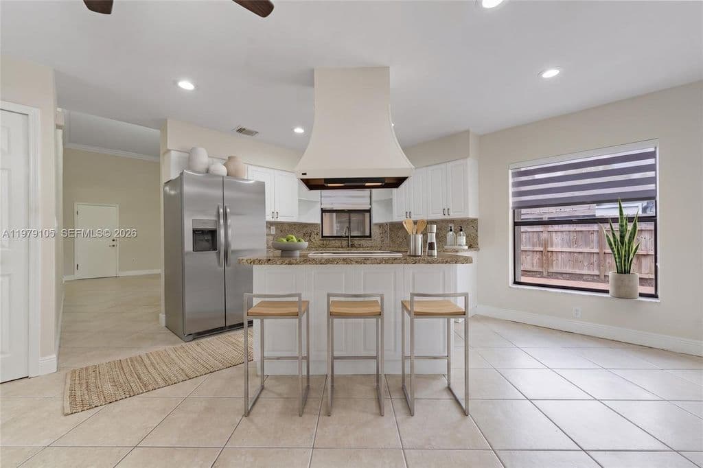 3-bedroom Single-Family Home — 536 SW 88th Ct