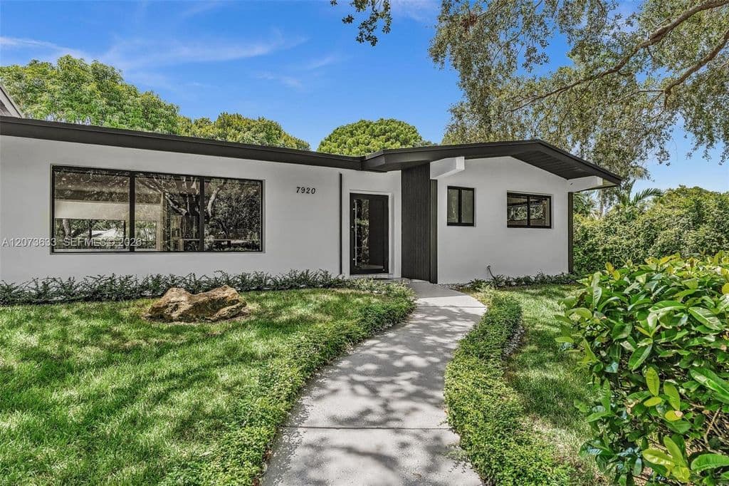 3+1 Müstakil ev — 7920 SW 132nd St