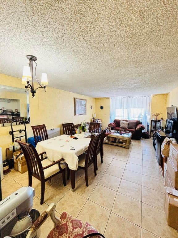 2-bedroom Condo — 408 NW 68TH Avenue #406