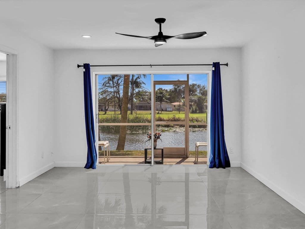 2-bedroom Condo — 2451 SW 82nd Avenue #108