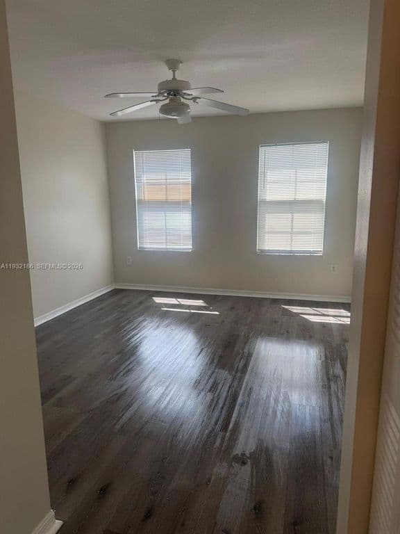 3-bedroom Condo — 4041 San Marino Blvd APT 308