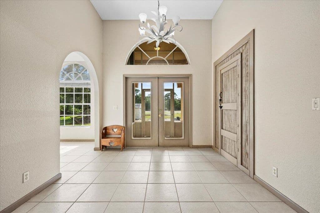 3-bedroom Single-Family Home — 19187 Capet Creek Court