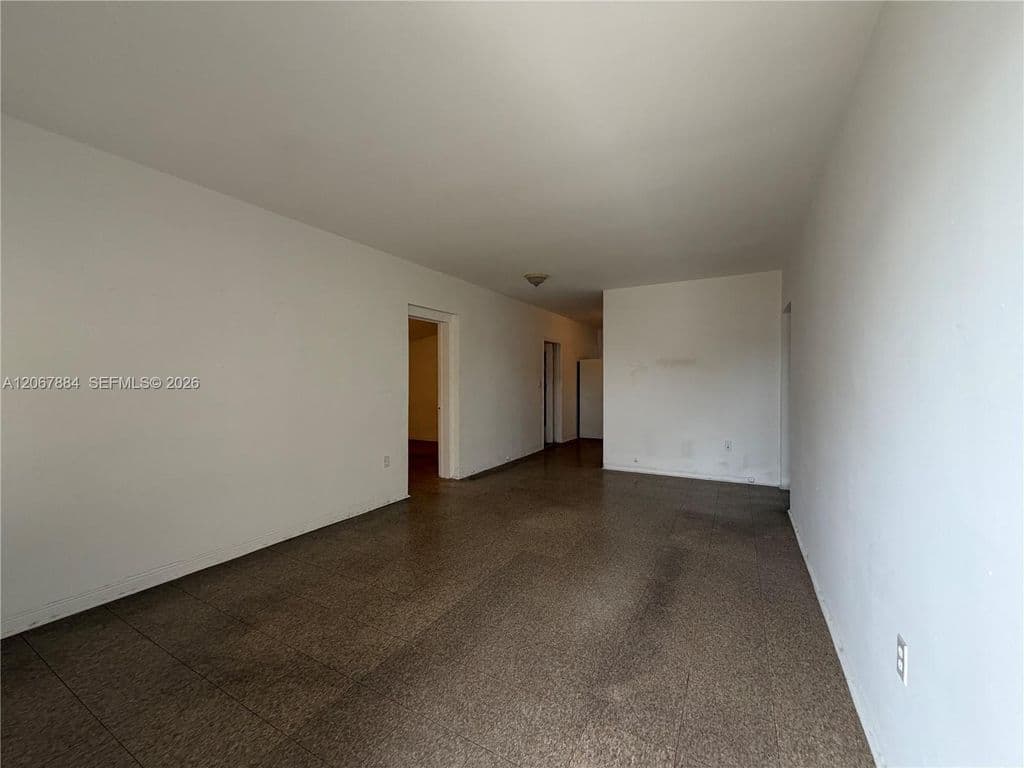 4-bedroom Single-Family Home — 733 W 35th St