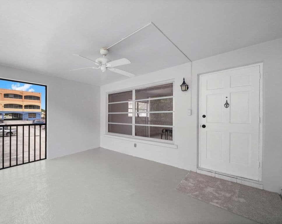 2-bedroom Condo — 651 PINE Drive #201