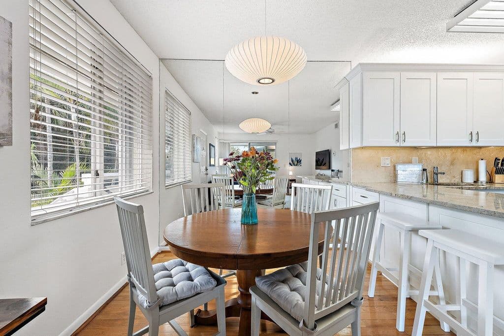 2-bedroom Condo — 353 S Us Hwy 1 #C7