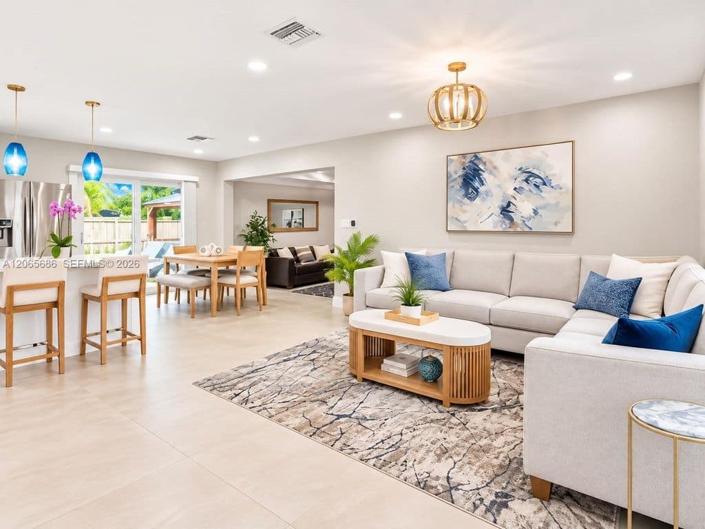 4-bedroom Single-Family Home — 1321 NE 26th Ter