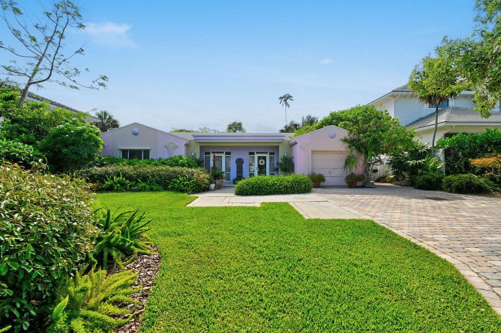 3-bedroom Single-Family Home — 12831 Inshore Drive