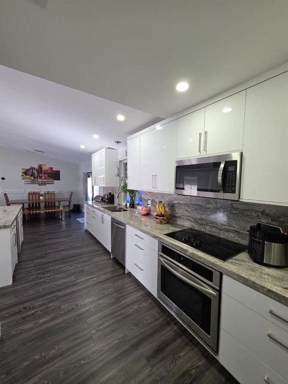 3+1 Müstakil ev — 11122 SW 143rd Ct