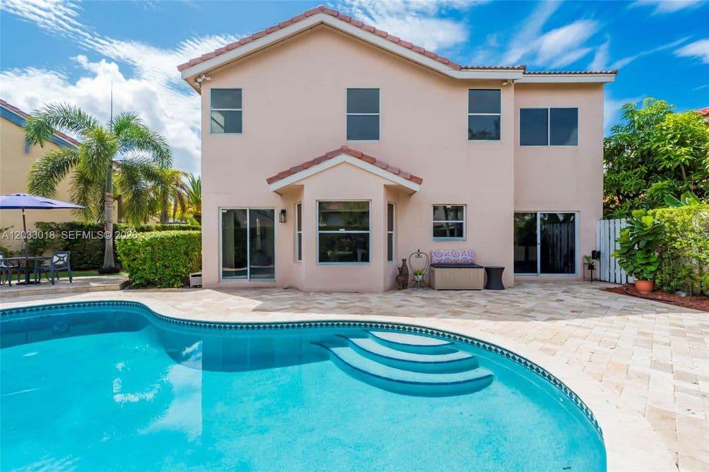 4-bedroom Single-Family Home — 18172 SW 3rd St