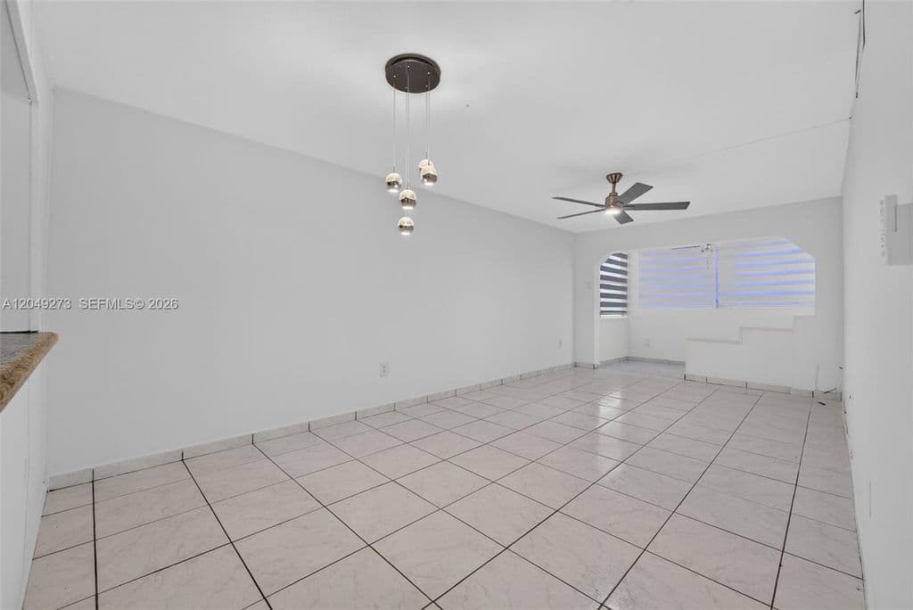 2+1 Condo — 10300 Coral Way #C25