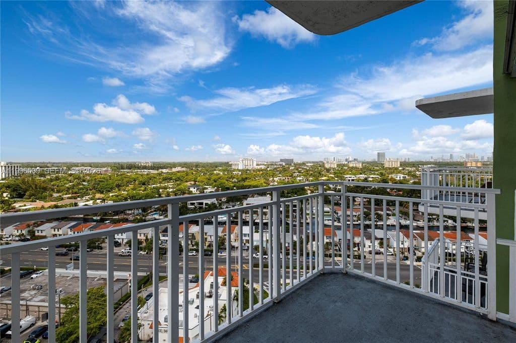 1+1 Condo — 2150 Sans Souci Blvd #A1607