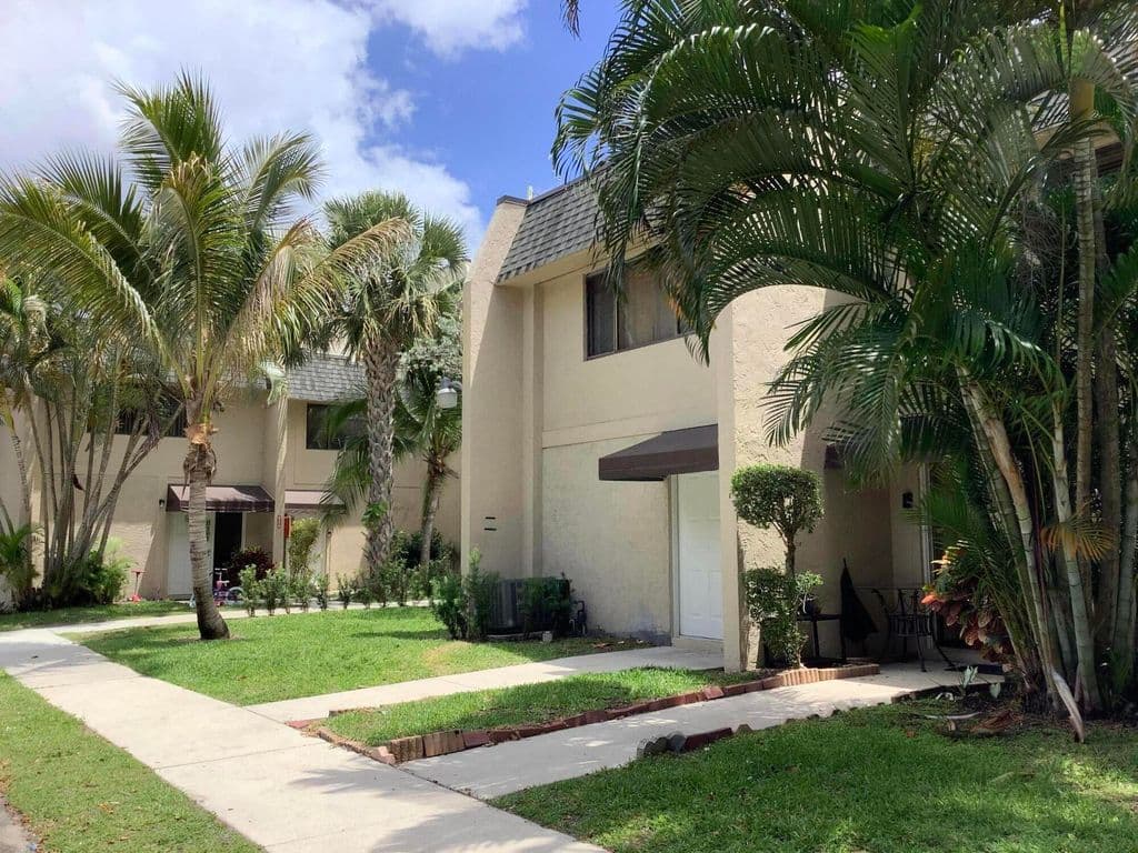 2-bedroom Condo — 81 Deer Creek Road #101 - J