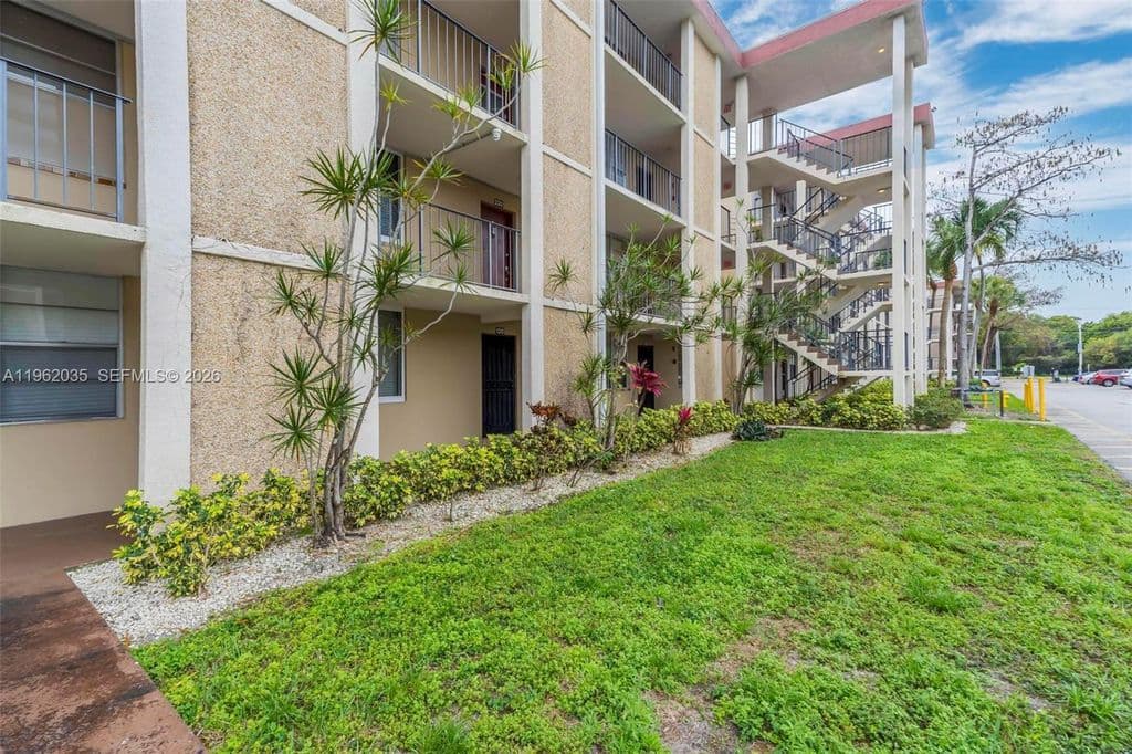 2+1 Condo — 2649 NW 48th Ter APT 130