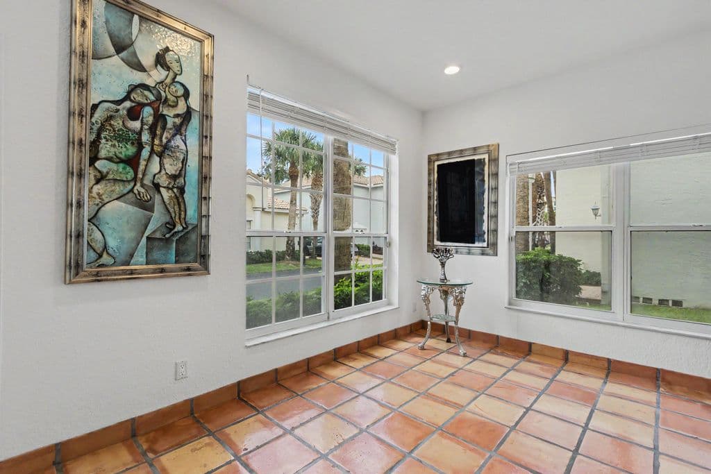 4-bedroom Condo — 7419 Panache Way