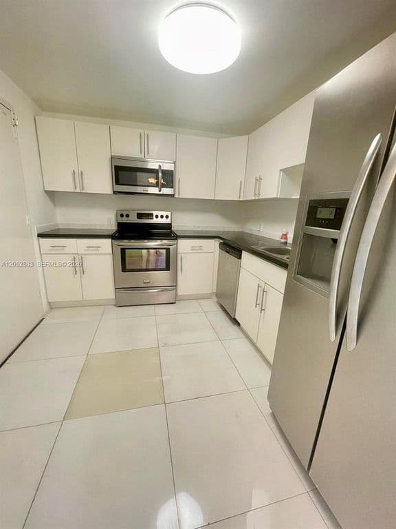 2-bedroom Condo — 13155 Ixora Ct APT 201