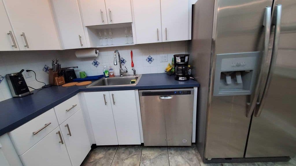 3-bedroom Condo — 3800 Oaks Clubhouse Drive #112