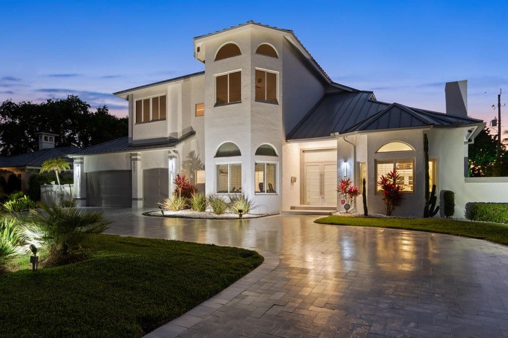 4+1 Müstakil ev — 607 Intracoastal Drive