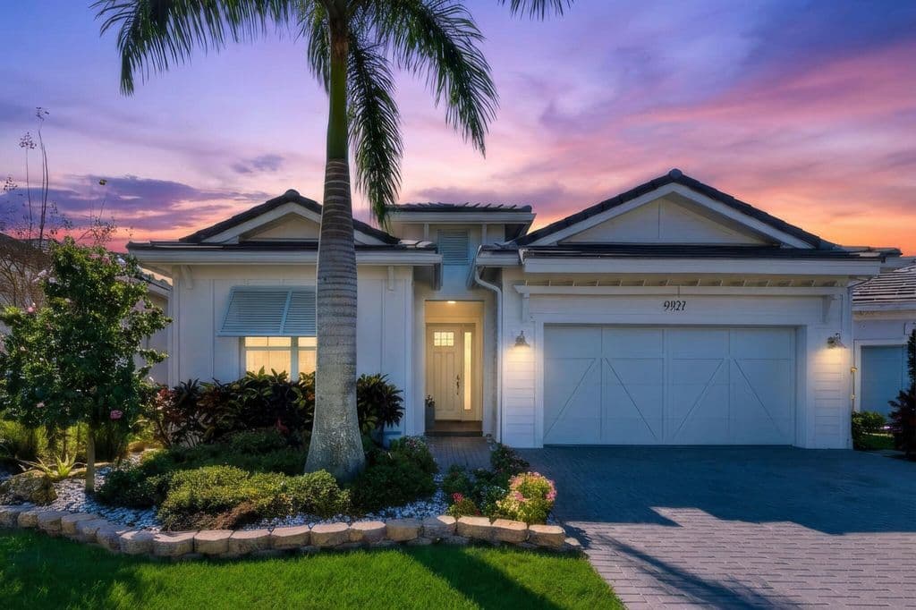 3+1 Müstakil ev — 9921 Regency Way