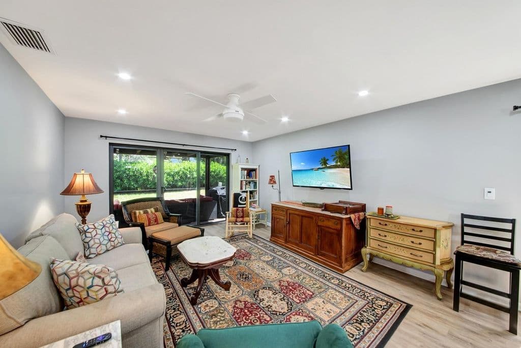 2-bedroom Single-Family Home — 4425 Cordia Circle