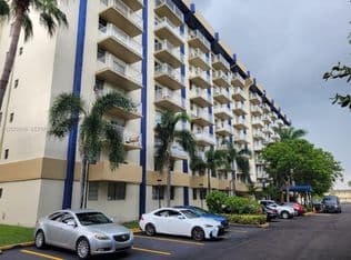 1+1 Condo — 4550 NW 9th St APT 512E, Miami, 33126