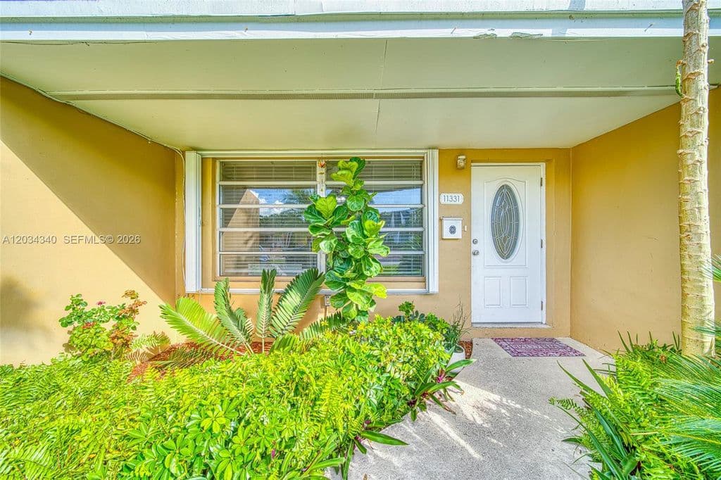 4-bedroom Single-Family Home — 11331 SW 176th St