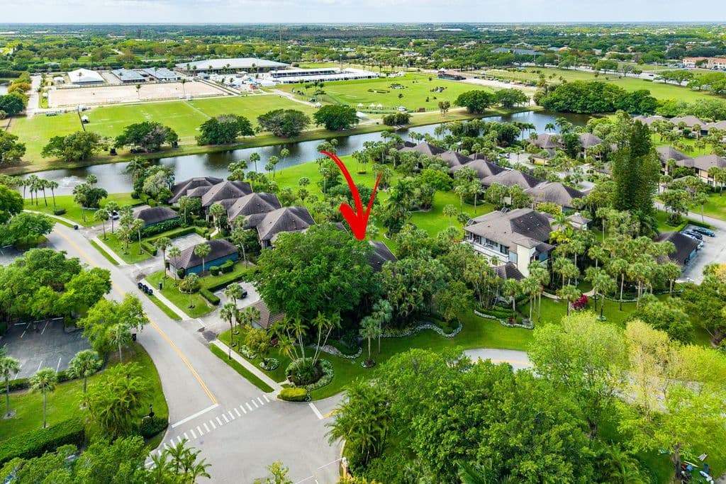 3-bedroom Condo — 13329 Polo Club Road #206