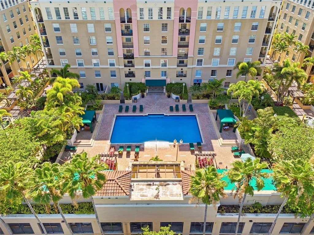 1+1 Condo — 520 SE 5th Ave APT 2501
