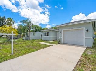 4+1 Müstakil ev — 1330 NW 11th St, Fort Lauderdale, 33311