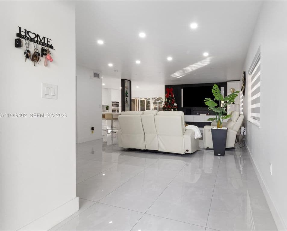 4-bedroom Single-Family Home — 14052 SW 167th Ter