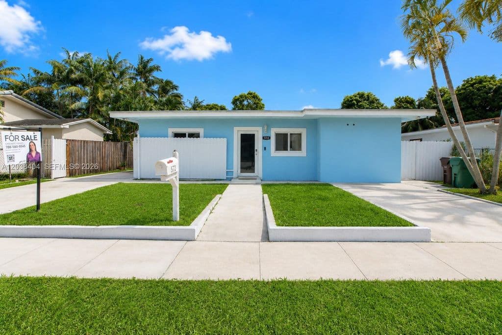 3-bedroom Single-Family Home — 572 E 38th St