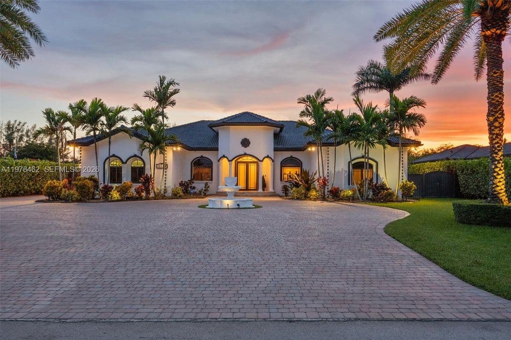 4-bedroom Single-Family Home — 20120 SW 133rd Ave
