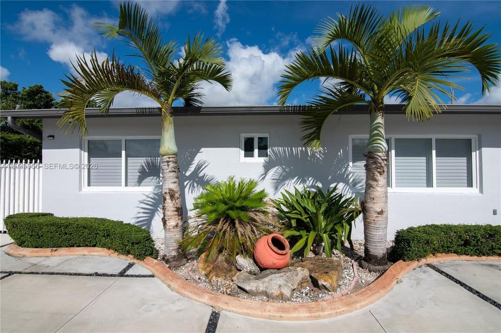 3-bedroom Single-Family Home — 3030 SW 96th Ave
