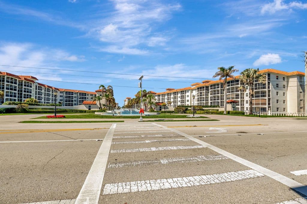 2+1 Condo — 2871 N OCEAN Boulevard #C309