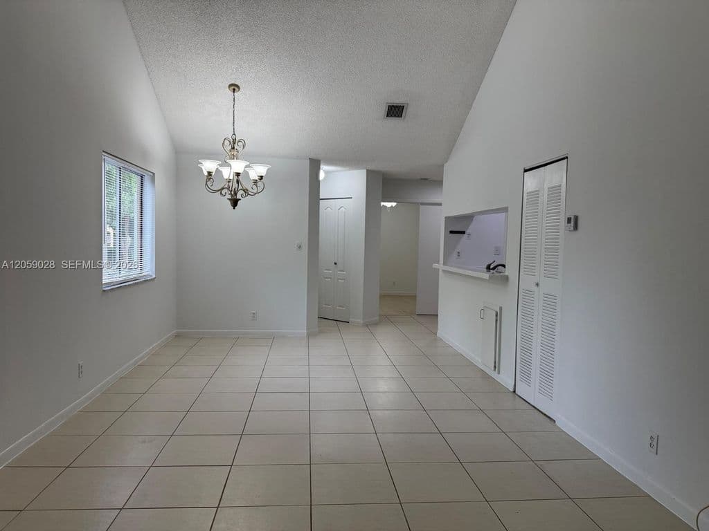 2+1 Condo — 9103 SW 138th Pl #9103