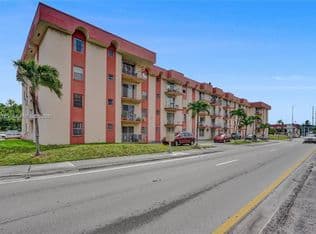 2+1 Condo — 6820 W Flagler St APT 207, Miami, 33144