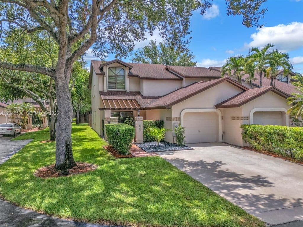 3+1 Mülk — 10060 SW 137th Ct