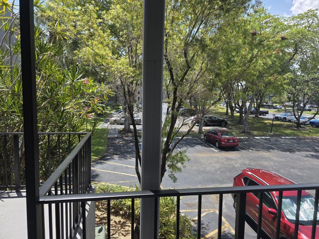 2-bedroom Condo — 9081 Lime Bay Boulevard #211
