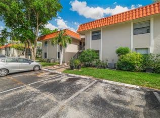3+1 Condo — 9732 Hammocks Blvd #20317, Miami, 33196